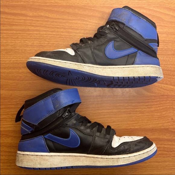 Jordan 1 FlyEase - Picture 3 of 9